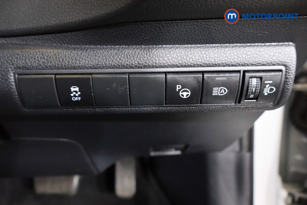 Toyota Corolla Gr Sport Automatic Petrol-Electric Hybrid Hatchback - Stock Number (1558022) - 16th supplementary image