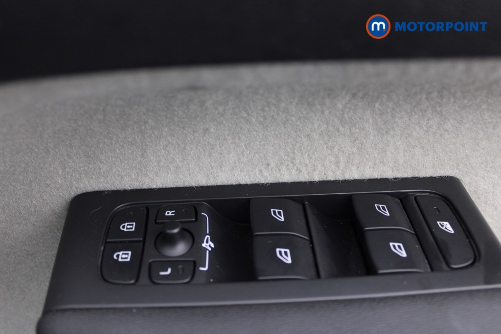 Volvo Xc40 Inscription Pro Automatic Petrol SUV - Stock Number (1558871) - 17th supplementary image