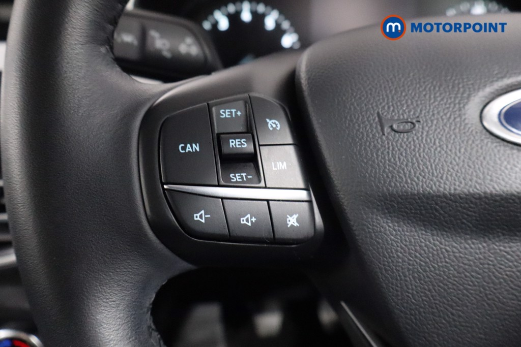 Ford Focus Zetec Manual Petrol Hatchback - Stock Number (1558996) - 7th supplementary image
