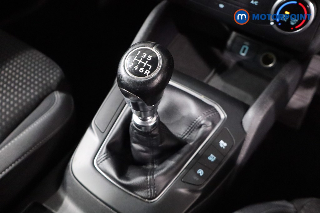 Ford Focus Zetec Manual Petrol Hatchback - Stock Number (1558996) - 15th supplementary image