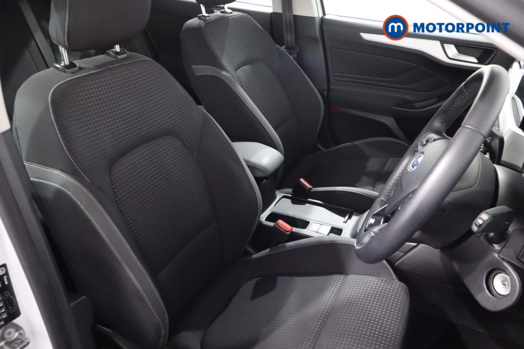 Ford Focus Zetec Manual Petrol Hatchback - Stock Number (1558996) - 19th supplementary image