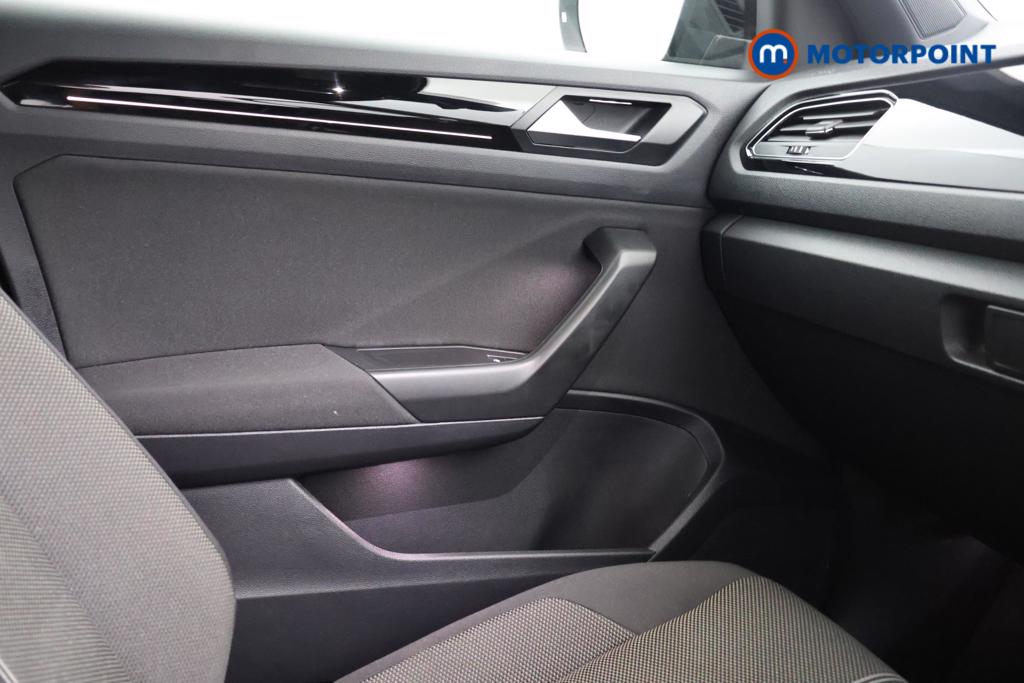 Volkswagen T-Roc Black Edition Automatic Petrol SUV - Stock Number (1559367) - 7th supplementary image