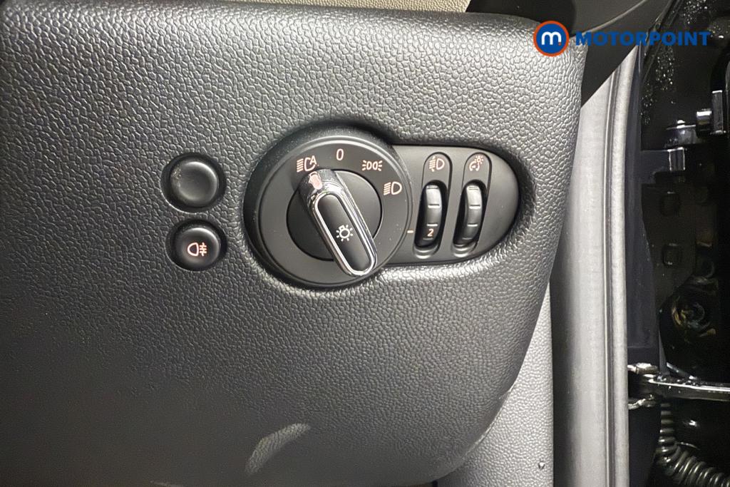 Mini Convertible Cooper Exclusive Automatic Petrol Convertible - Stock Number (1559913) - 15th supplementary image