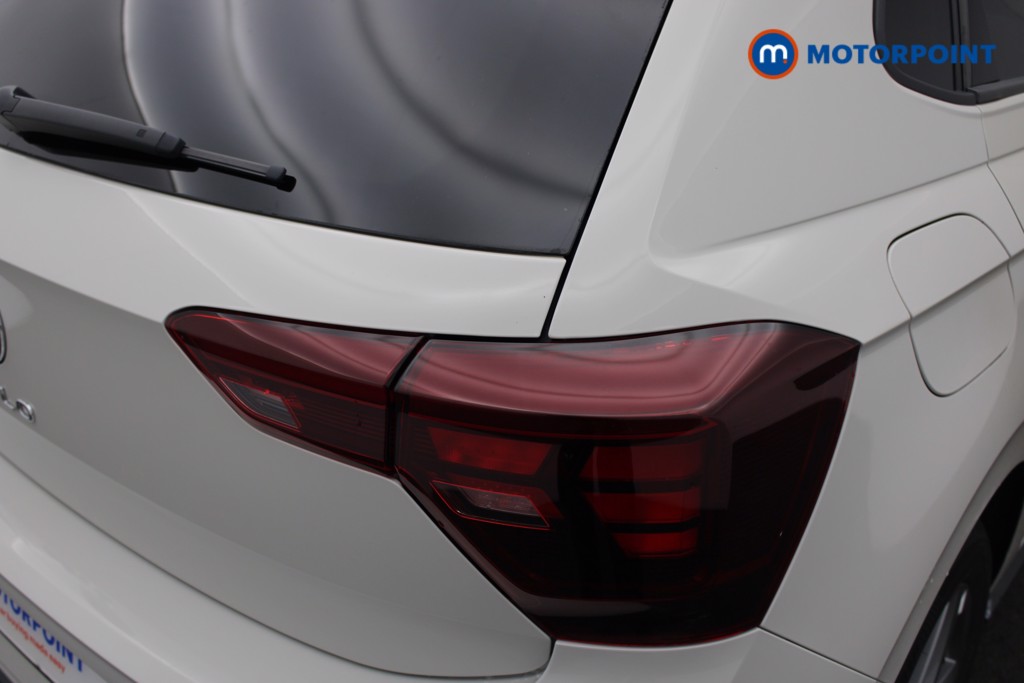 Volkswagen Polo R-Line Manual Petrol Hatchback - Stock Number (1560008) - 23rd supplementary image
