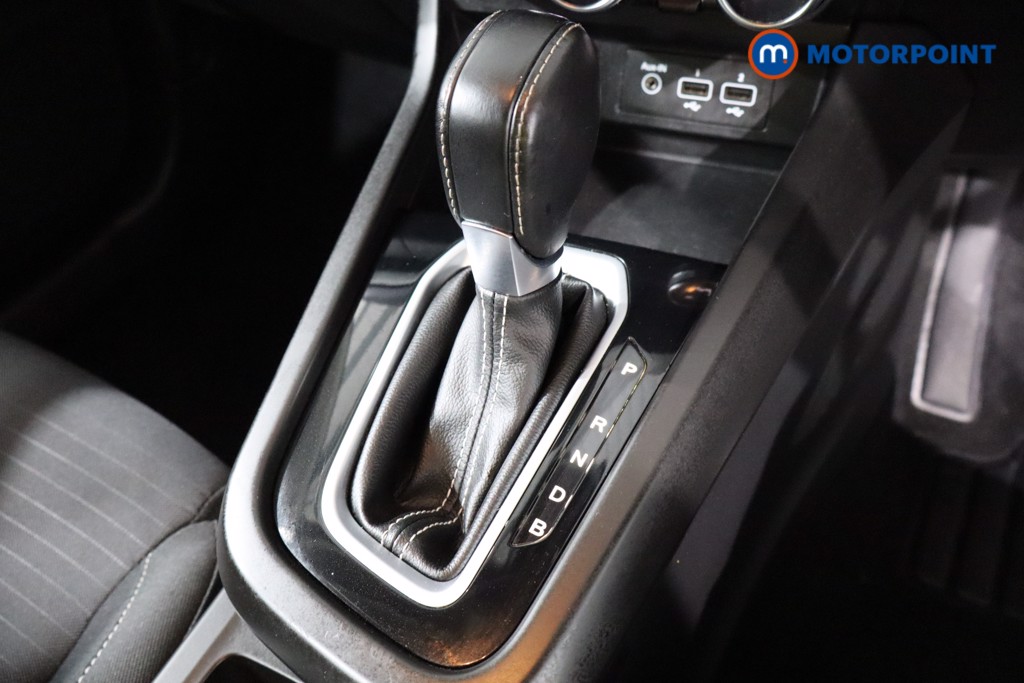 Renault Arkana Iconic Automatic Petrol-Electric Hybrid SUV - Stock Number (1560051) - 16th supplementary image
