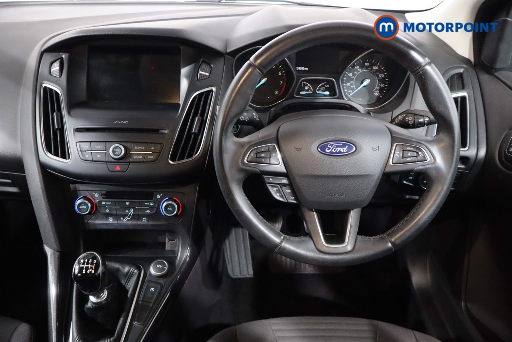 Ford Focus Titanium Manual Petrol Hatchback - Stock Number (1560373) - 3rd supplementary image