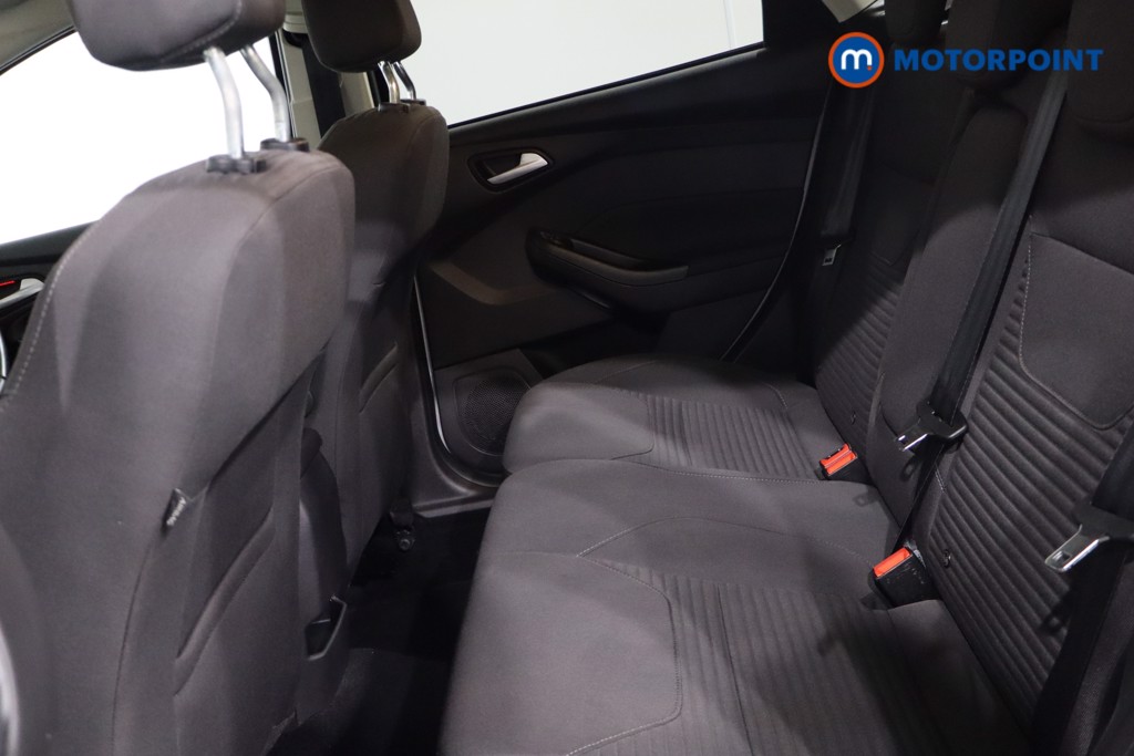 Ford Focus Titanium Manual Petrol Hatchback - Stock Number (1560373) - 5th supplementary image