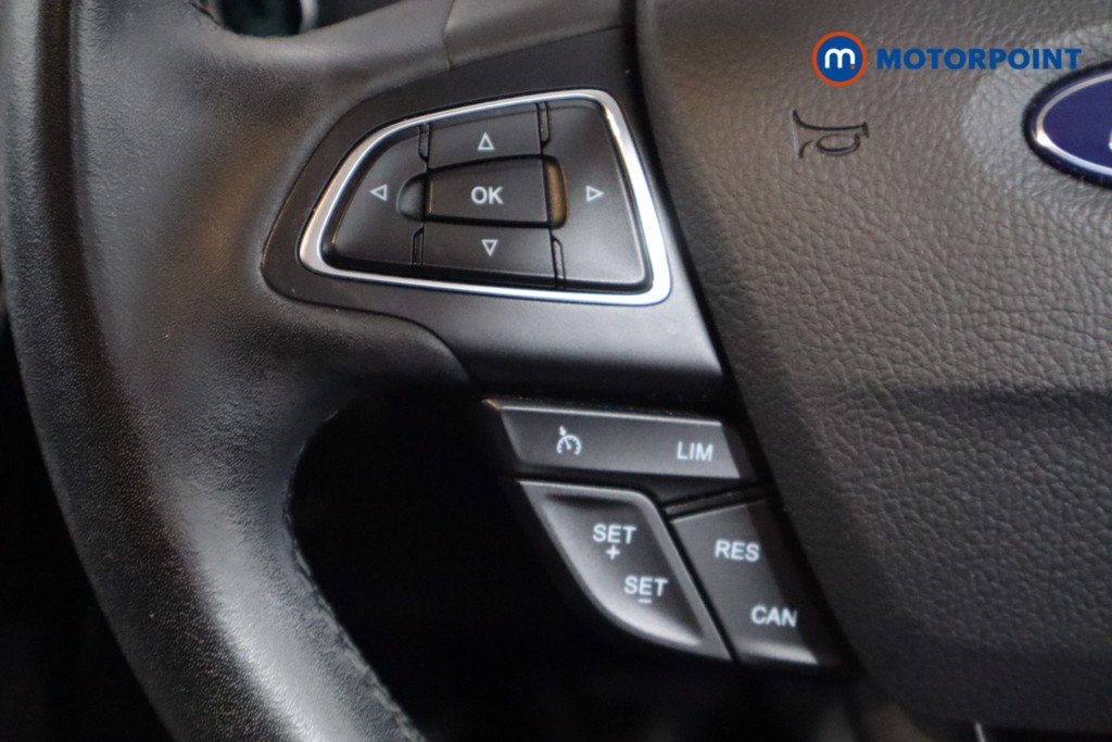 Ford Focus Titanium Manual Petrol Hatchback - Stock Number (1560373) - 7th supplementary image