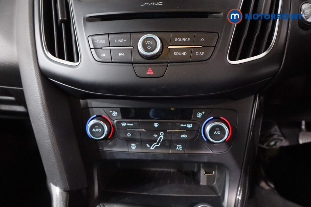 Ford Focus Titanium Manual Petrol Hatchback - Stock Number (1560373) - 16th supplementary image