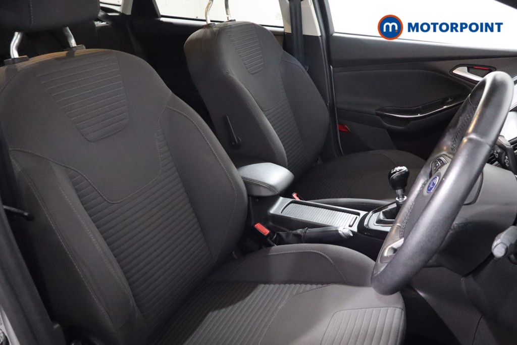 Ford Focus Titanium Manual Petrol Hatchback - Stock Number (1560373) - 19th supplementary image