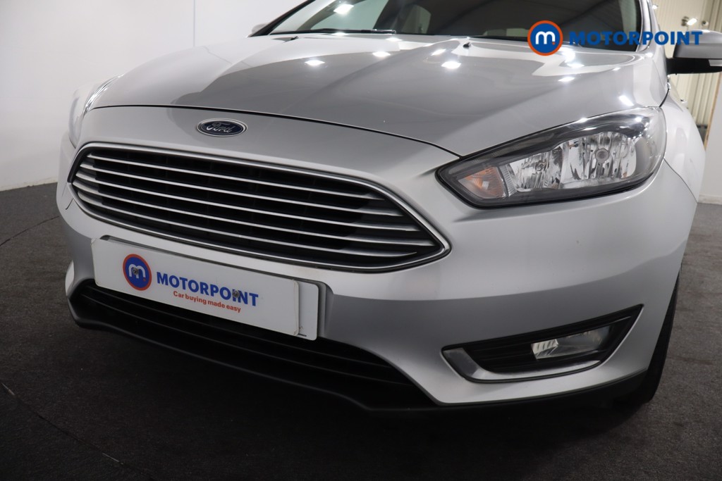 Ford Focus Titanium Manual Petrol Hatchback - Stock Number (1560373) - 23rd supplementary image