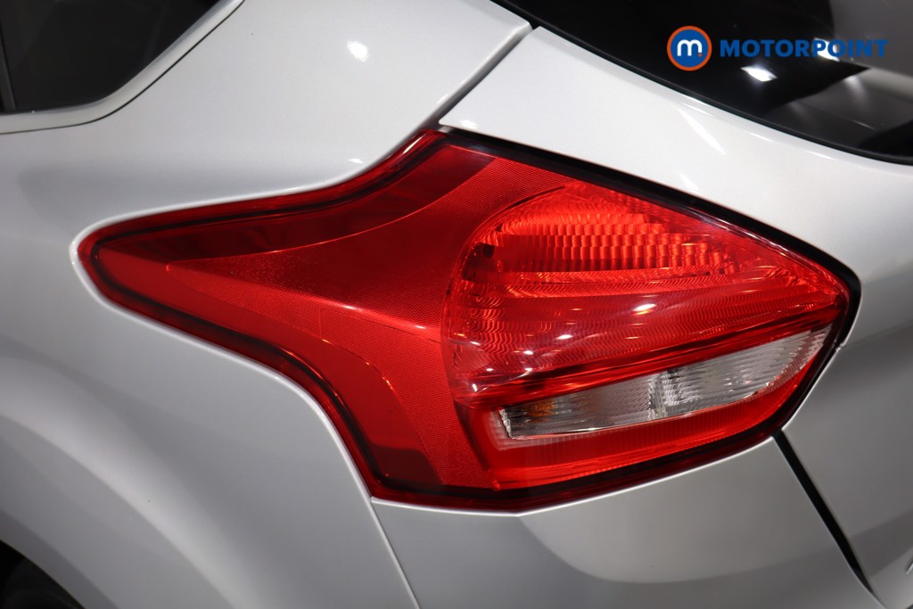 Ford Focus Titanium Manual Petrol Hatchback - Stock Number (1560373) - 25th supplementary image