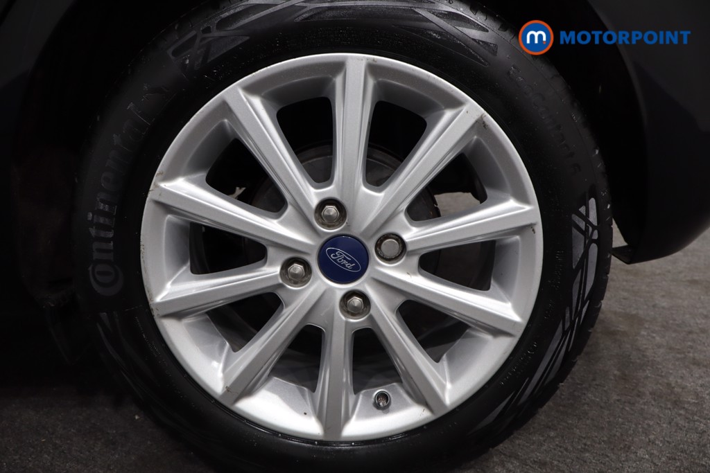 Ford Fiesta Titanium Manual Petrol-Electric Hybrid Hatchback - Stock Number (1560455) - 12th supplementary image
