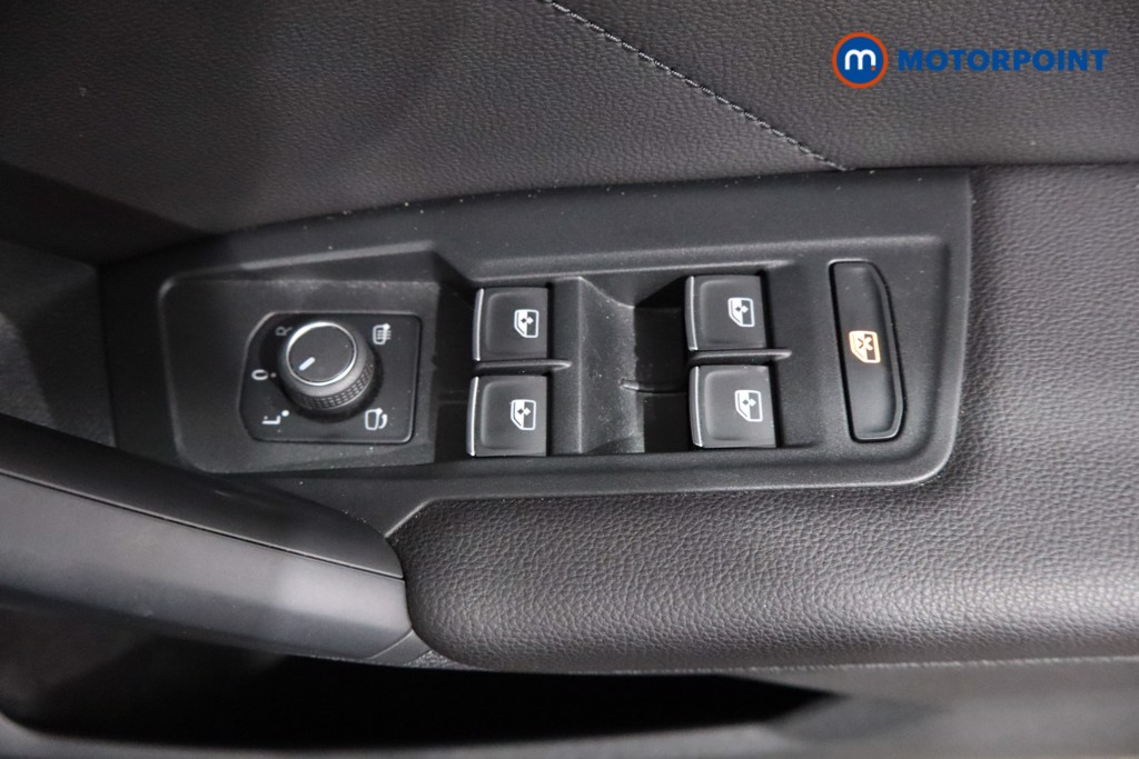 Volkswagen Tiguan Elegance Automatic Petrol Plug-In Hybrid SUV - Stock Number (1561075) - 20th supplementary image