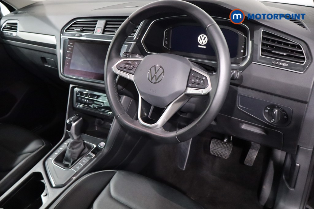 Volkswagen Tiguan Elegance Automatic Petrol Plug-In Hybrid SUV - Stock Number (1561075) - 23rd supplementary image