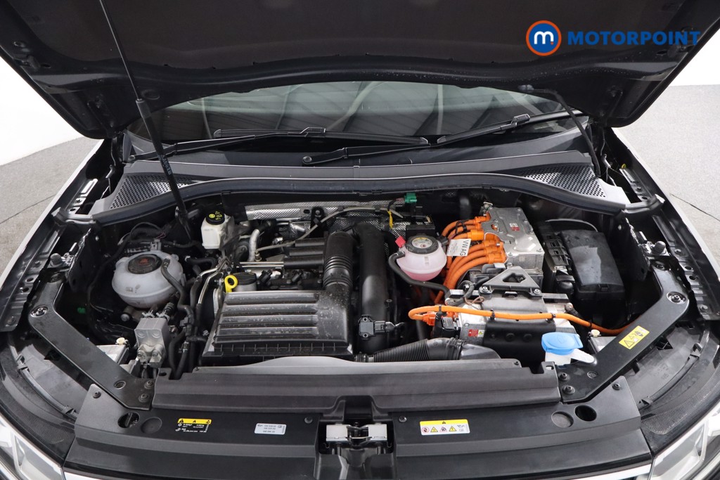 Volkswagen Tiguan Elegance Automatic Petrol Plug-In Hybrid SUV - Stock Number (1561075) - 30th supplementary image