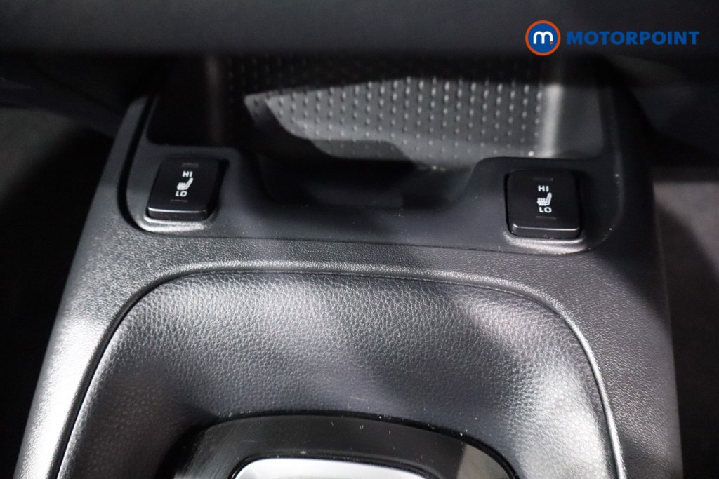 Toyota Corolla Gr Sport Automatic Petrol-Electric Hybrid Hatchback - Stock Number (1561446) - 15th supplementary image