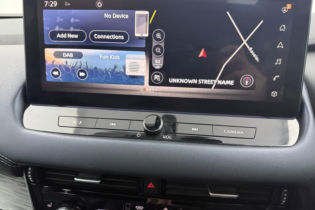Nissan Qashqai Tekna Manual Petrol SUV - Stock Number (1543664) - 10th supplementary image
