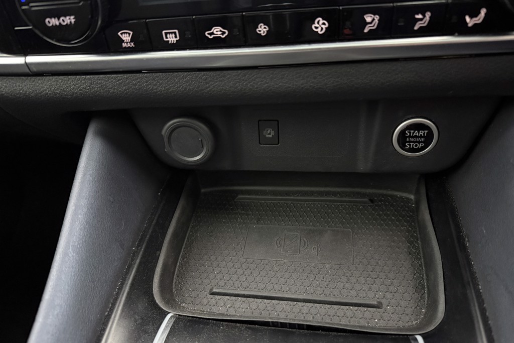 Nissan Qashqai Tekna Manual Petrol SUV - Stock Number (1543664) - 13th supplementary image