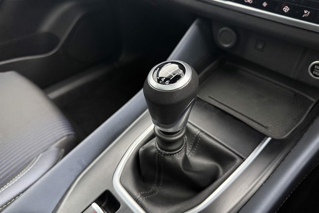 Nissan Qashqai Tekna Manual Petrol SUV - Stock Number (1543664) - 14th supplementary image