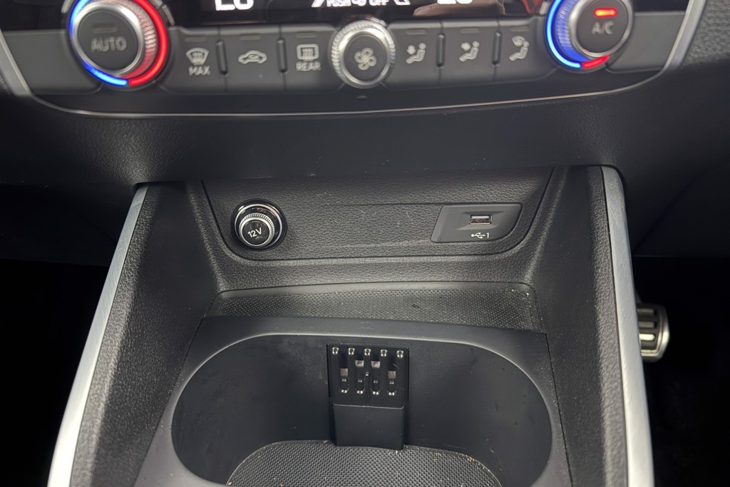 Audi Q2 Black Edition Manual Petrol SUV - Stock Number (1544946) - 14th supplementary image