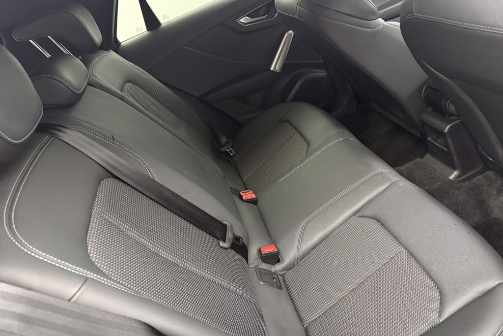 Audi Q2 Black Edition Manual Petrol SUV - Stock Number (1544946) - 24th supplementary image