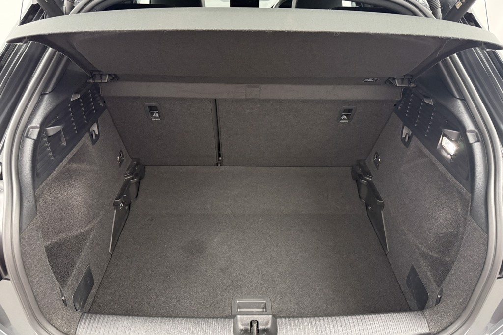 Audi Q2 Black Edition Manual Petrol SUV - Stock Number (1544946) - 26th supplementary image