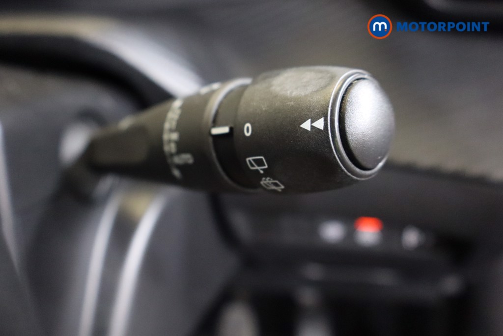 Peugeot 2008 Allure Premium Manual Petrol SUV - Stock Number (1546768) - 13th supplementary image