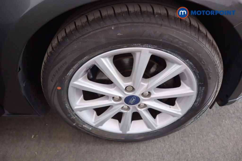 Ford Focus Titanium Manual Petrol Estate - Stock Number (1551931) - 10th supplementary image