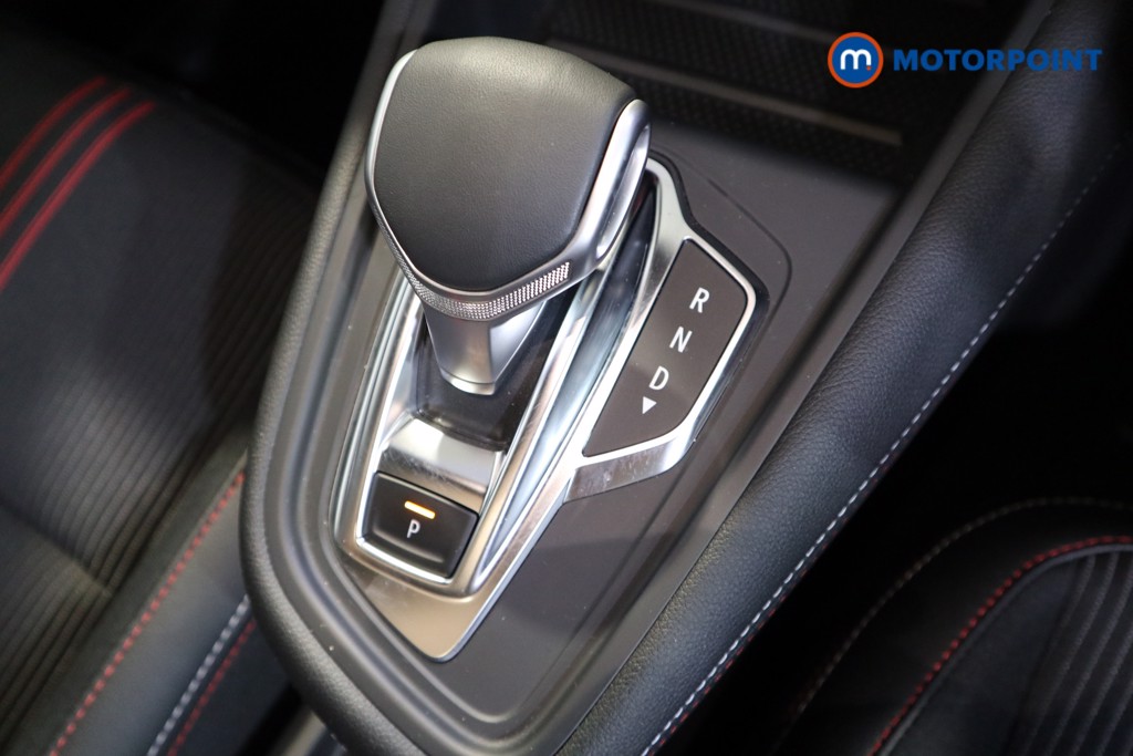 Renault Captur R.S. Line Automatic Petrol SUV - Stock Number (1552038) - 9th supplementary image
