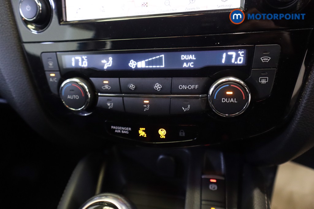 Nissan Qashqai Acenta Premium Automatic Diesel SUV - Stock Number (1554200) - 5th supplementary image