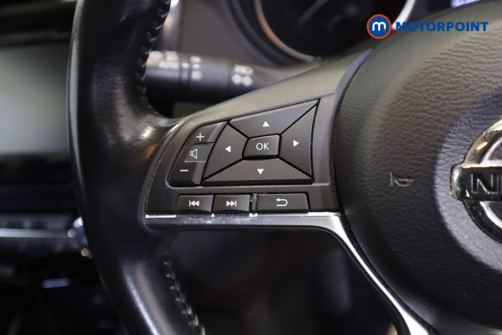 Nissan Qashqai Acenta Premium Automatic Diesel SUV - Stock Number (1554200) - 9th supplementary image