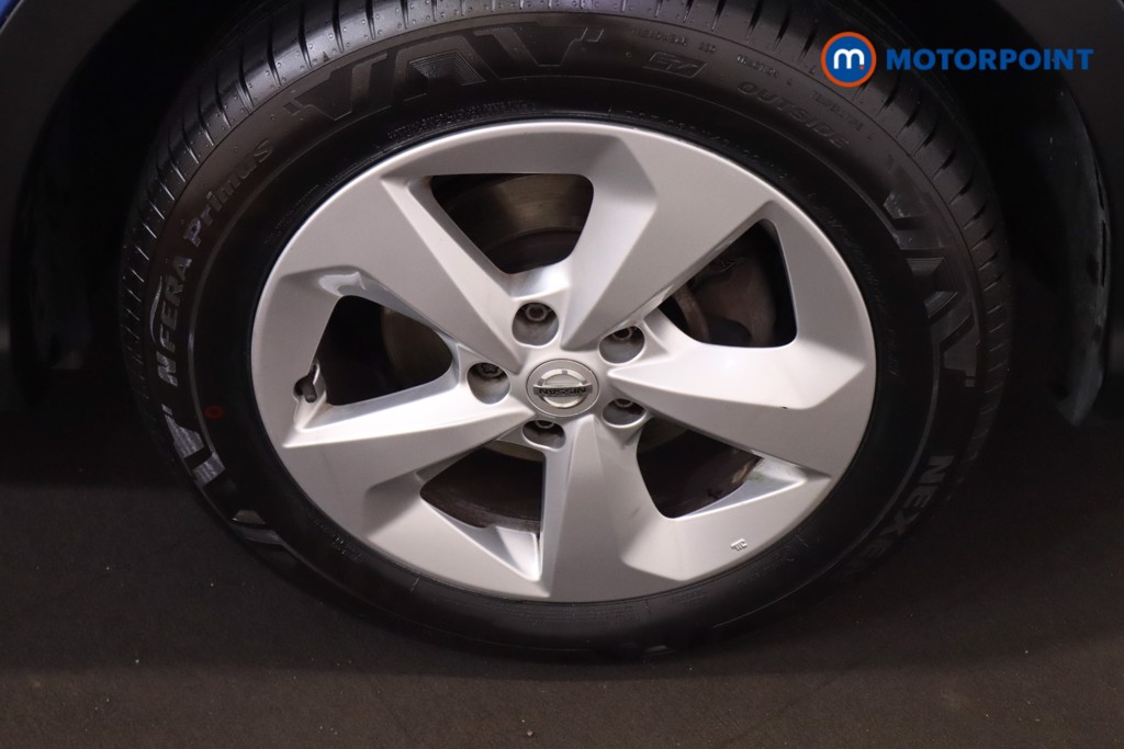 Nissan Qashqai Acenta Premium Automatic Diesel SUV - Stock Number (1554200) - 17th supplementary image