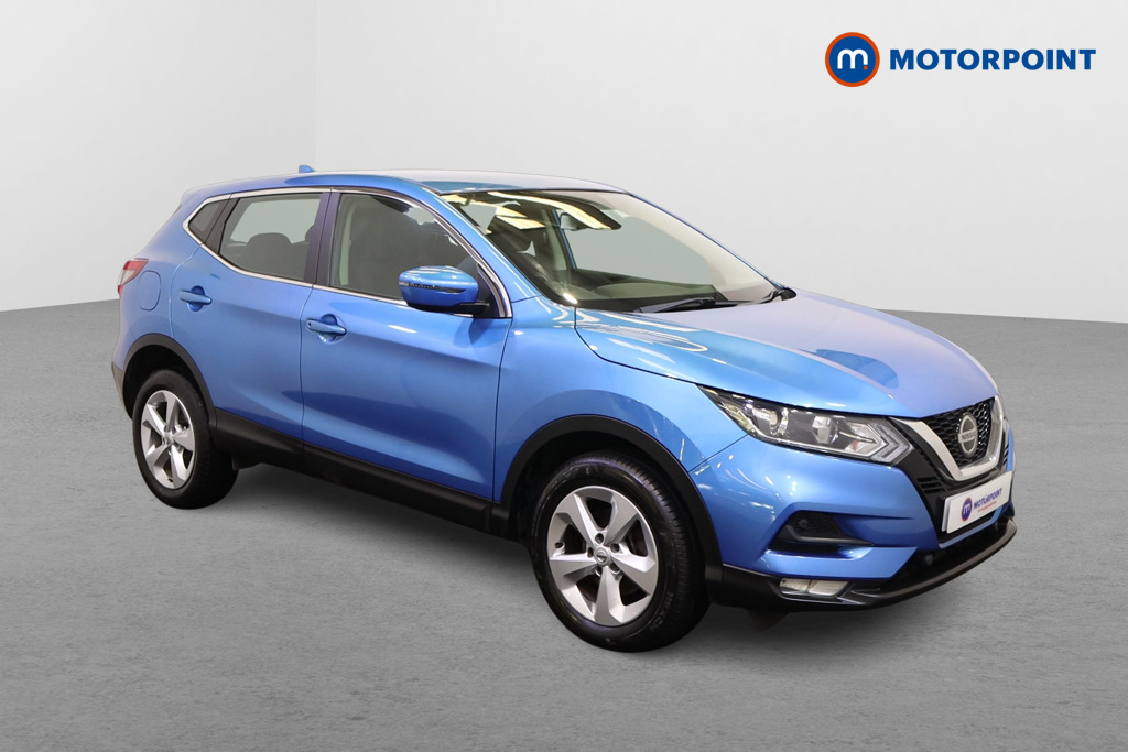 Nissan Qashqai Acenta Premium Automatic Diesel SUV - Stock Number (1554200) - Drivers side front corner