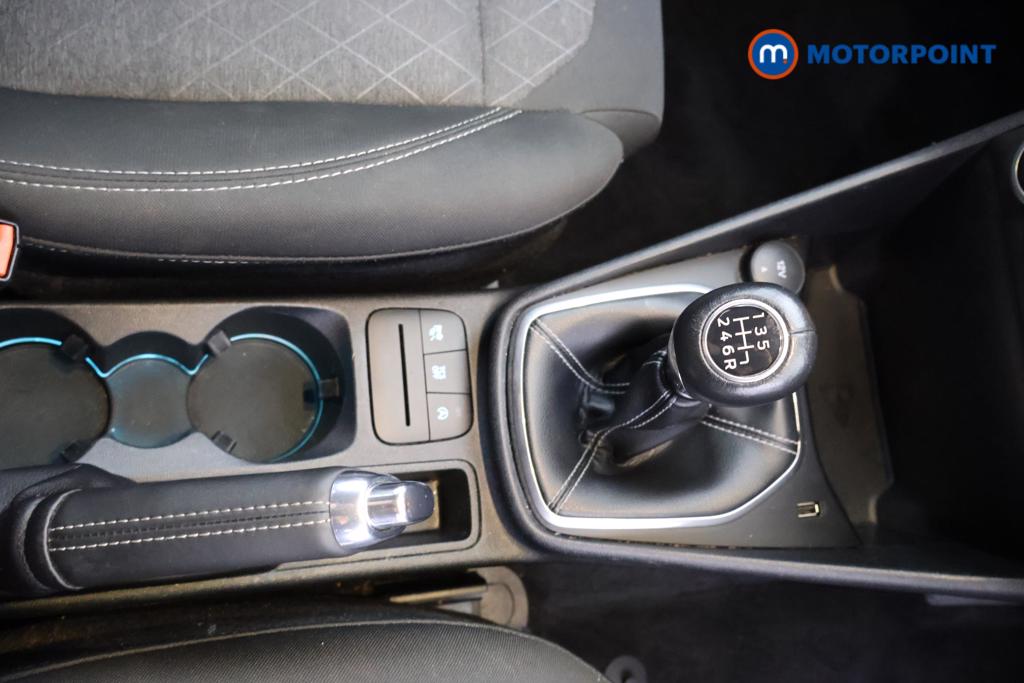 Ford Fiesta Active Edition Manual Petrol-Electric Hybrid Hatchback - Stock Number (1554360) - 6th supplementary image