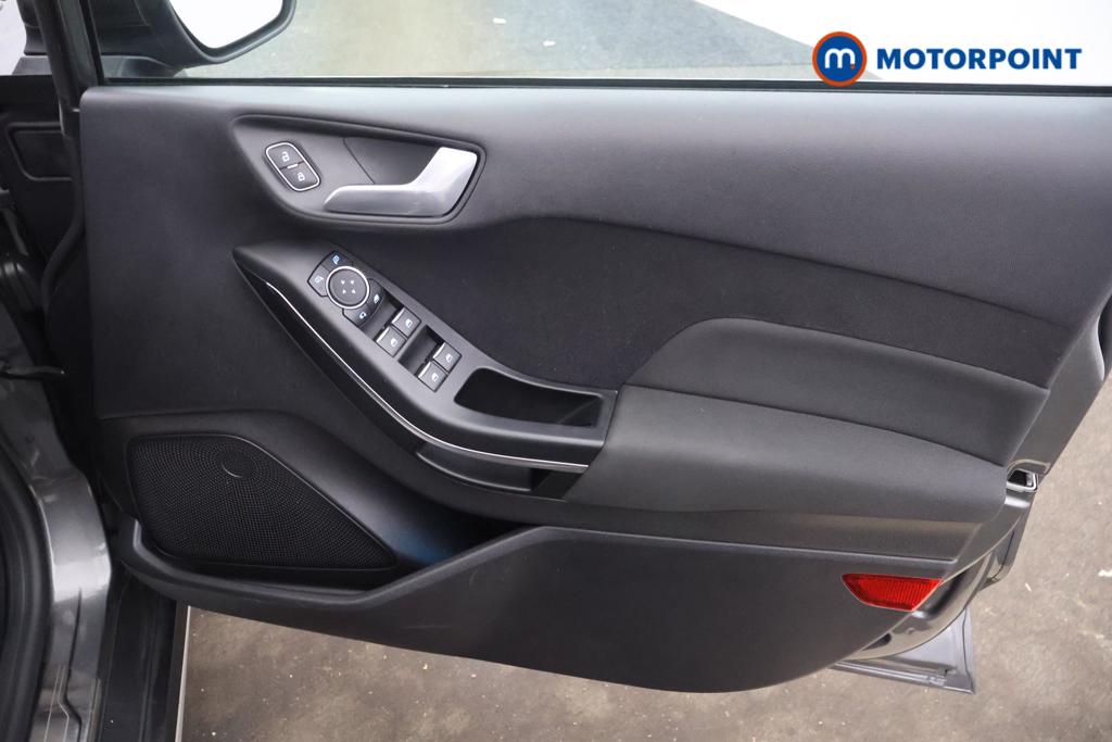 Ford Fiesta Active Edition Manual Petrol-Electric Hybrid Hatchback - Stock Number (1554360) - 9th supplementary image