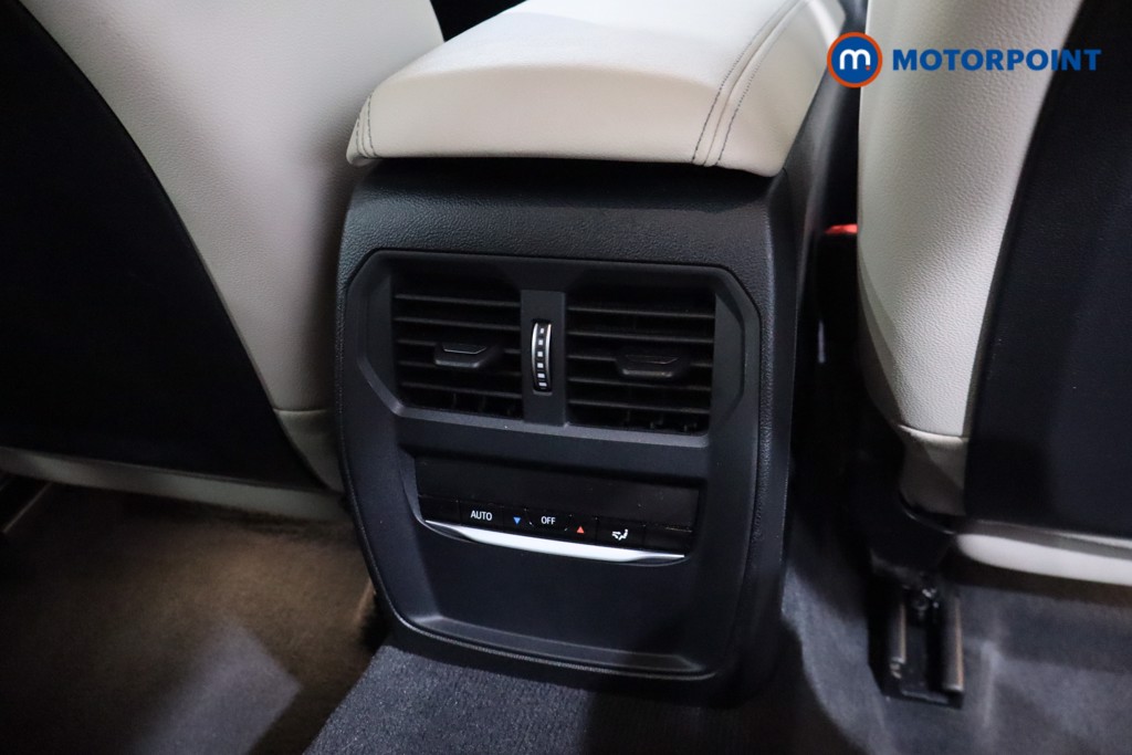 BMW 3 Series M Sport Automatic Petrol Plug-In Hybrid Estate - Stock Number (1554914) - 21st supplementary image
