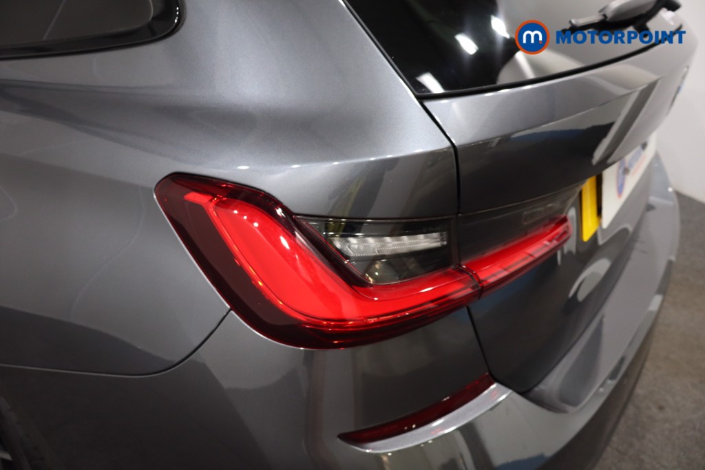 BMW 3 Series M Sport Automatic Petrol Plug-In Hybrid Estate - Stock Number (1554914) - 30th supplementary image
