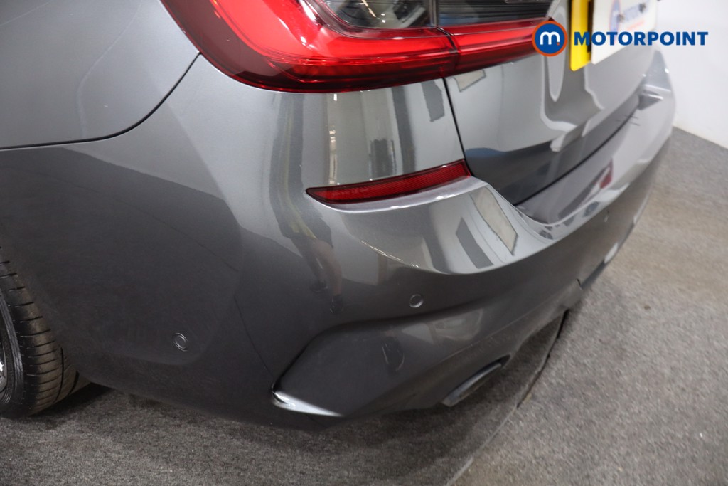 BMW 3 Series M Sport Automatic Petrol Plug-In Hybrid Estate - Stock Number (1554914) - 31st supplementary image