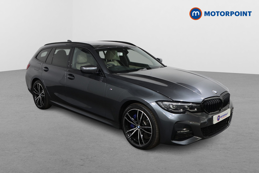 BMW 3 Series M Sport Automatic Petrol Plug-In Hybrid Estate - Stock Number (1554914) - Drivers side front corner