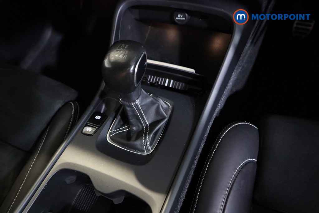 Volvo Xc40 R Design Manual Petrol SUV - Stock Number (1555109) - 8th supplementary image