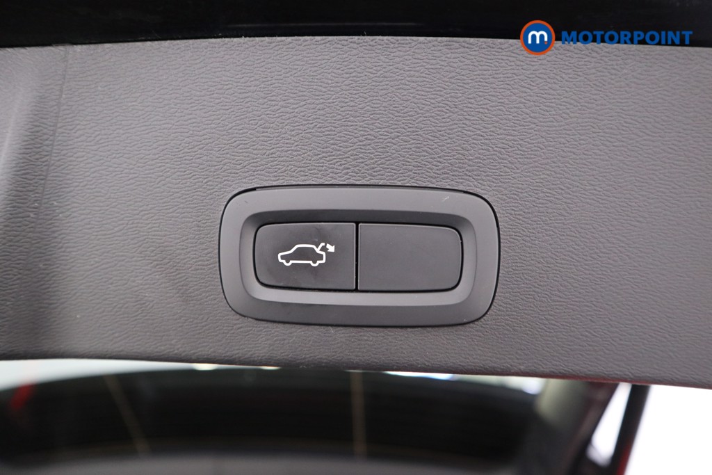 Volvo Xc40 R Design Manual Petrol SUV - Stock Number (1555109) - 13th supplementary image