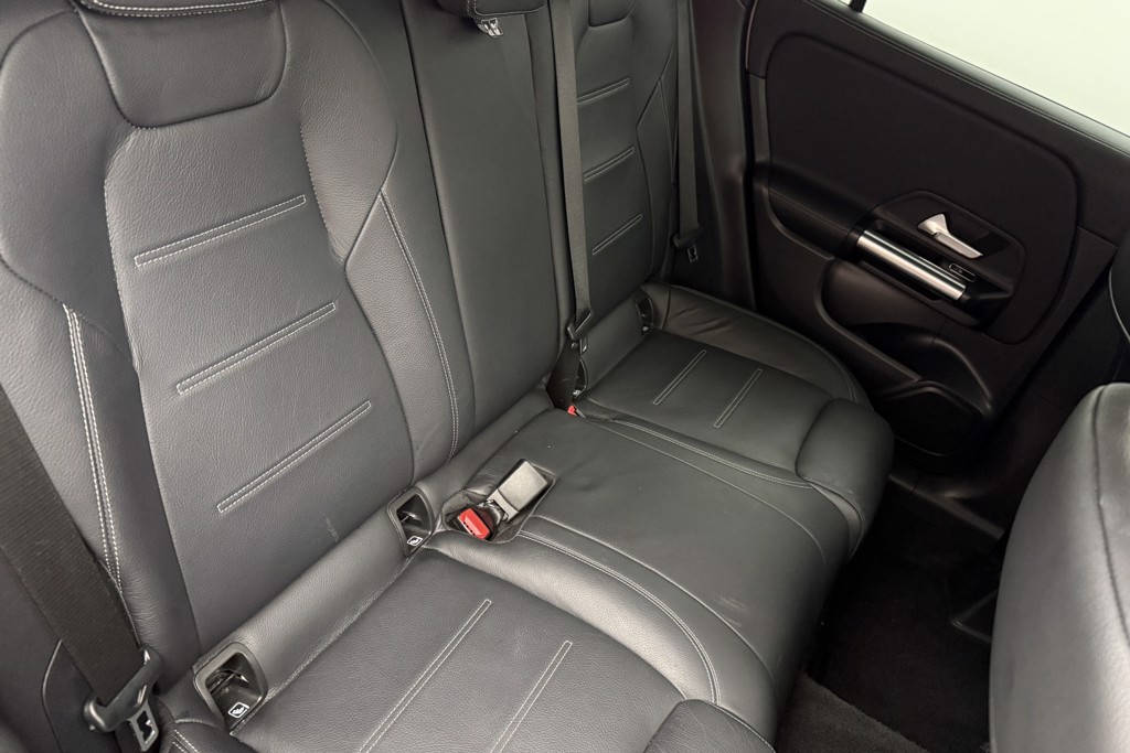 Mercedes-Benz GLA Exclusive Edition Automatic Petrol Plug-In Hybrid SUV - Stock Number (1555734) - 30th supplementary image