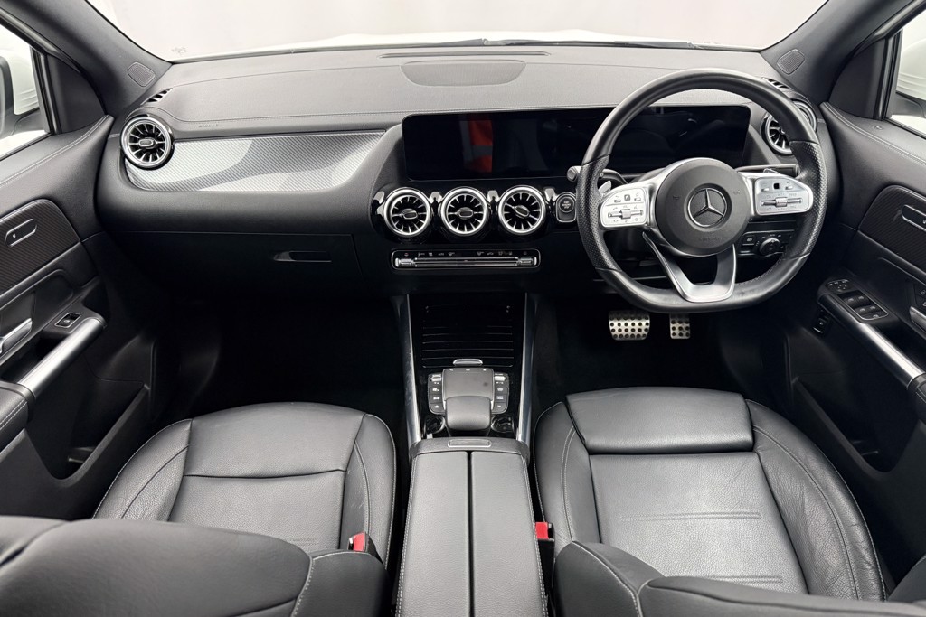 Mercedes-Benz GLA Exclusive Edition Automatic Petrol Plug-In Hybrid SUV - Stock Number (1555734) - 1st supplementary image