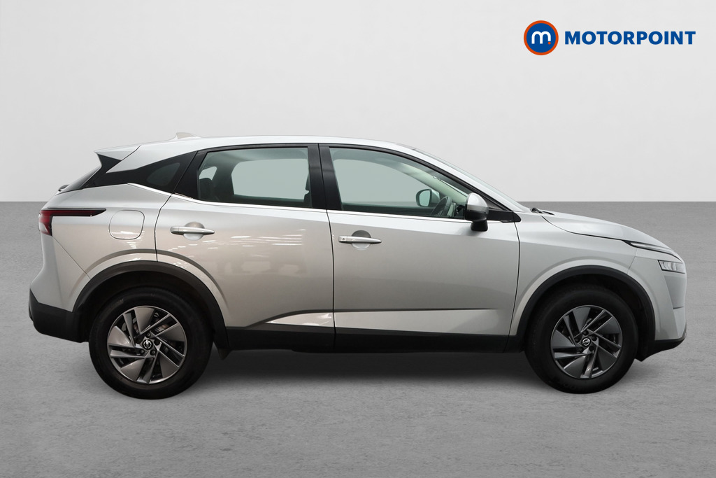 Nissan Qashqai Acenta Premium Manual Petrol SUV - Stock Number (1555881) - Drivers side