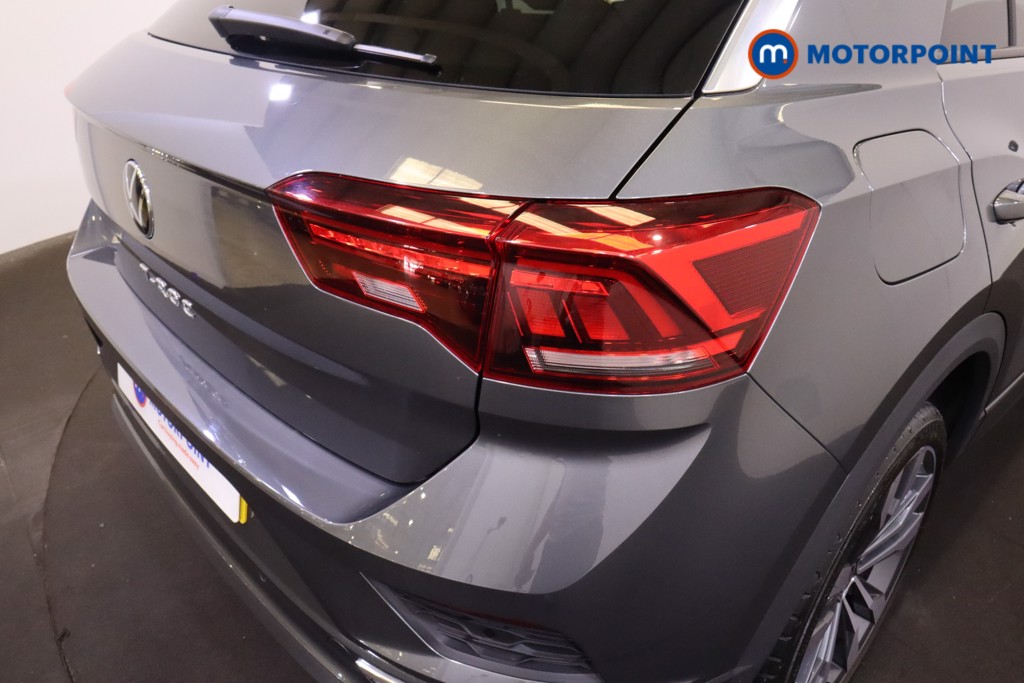 Volkswagen T-Roc R-Line Manual Petrol SUV - Stock Number (1556275) - 20th supplementary image