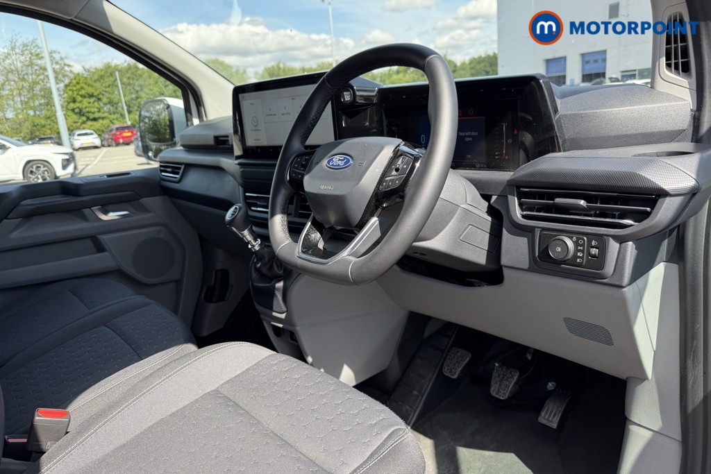 Ford Transit Custom Limited Manual Diesel Panel Van - Stock Number (1556935) - 7th supplementary image
