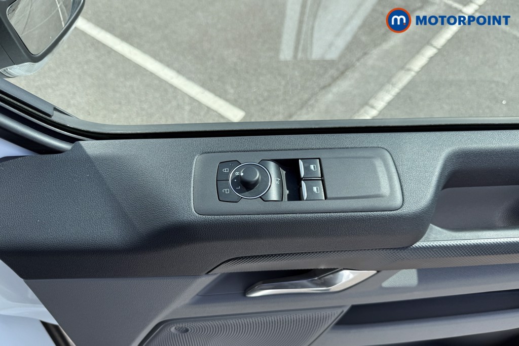 Ford Transit Custom Limited Manual Diesel Panel Van - Stock Number (1556935) - 27th supplementary image