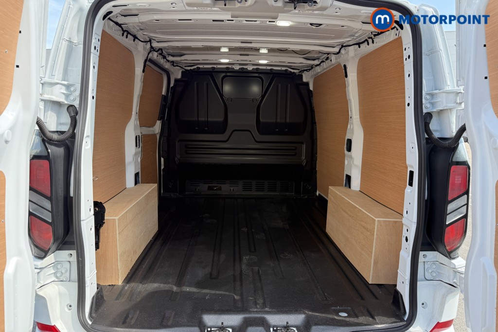 Ford Transit Custom Limited Manual Diesel Panel Van - Stock Number (1556935) - 31st supplementary image