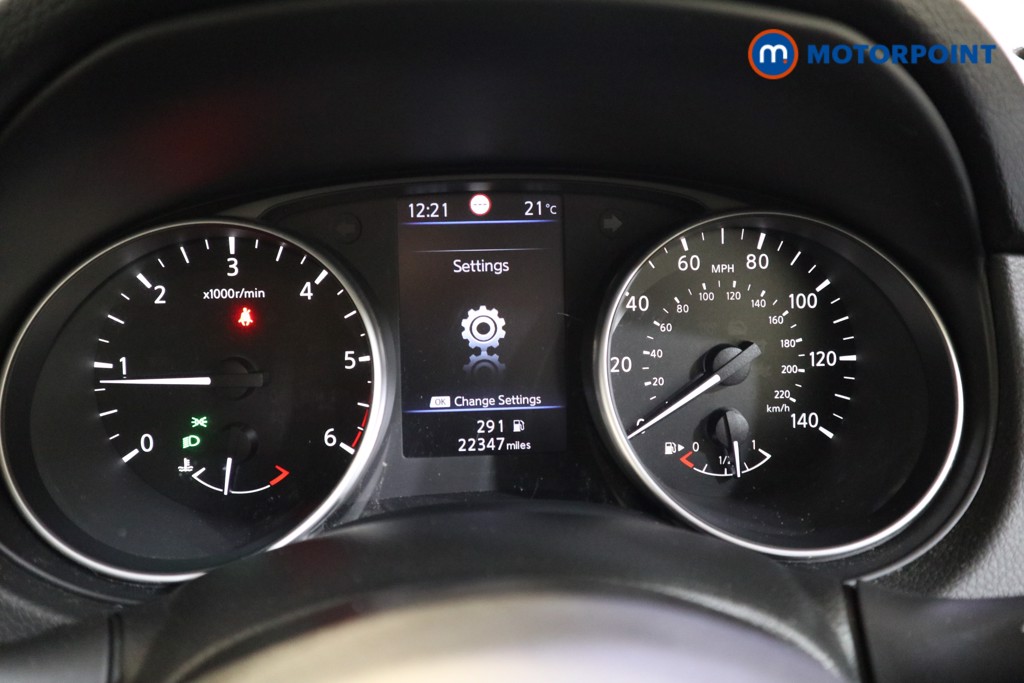 Nissan Qashqai Acenta Premium Manual Diesel SUV - Stock Number (1557285) - 5th supplementary image
